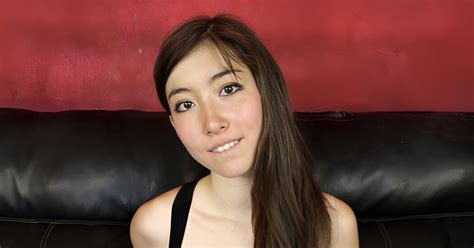 mayli 18 porn|FACIALABUSE Mayli Amelia Wang 